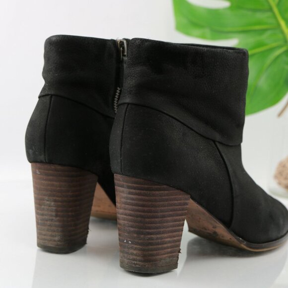 Cole Haan Womens Cassidy Boot Size 7.5 Black Nubuck Leather Block Heel Bootie - Picture 5 of 12